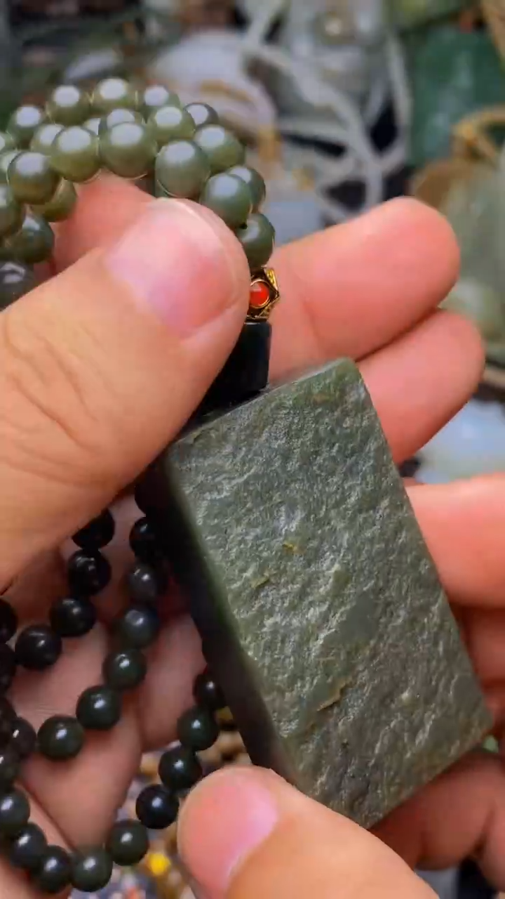 未镶嵌和田玉挂件1