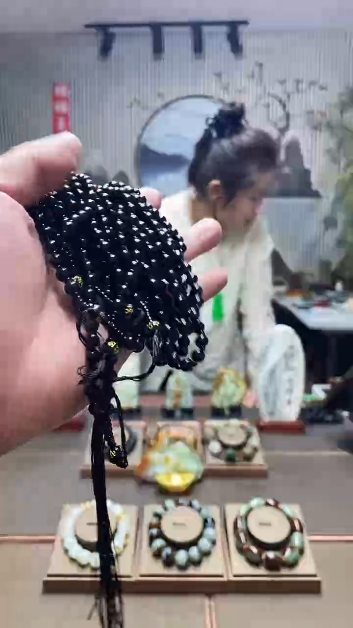 【闪购商品】黑曜岩颈饰未镶嵌多样性到货任意一件