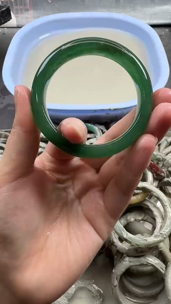 未镶嵌手镯石英质玉8
