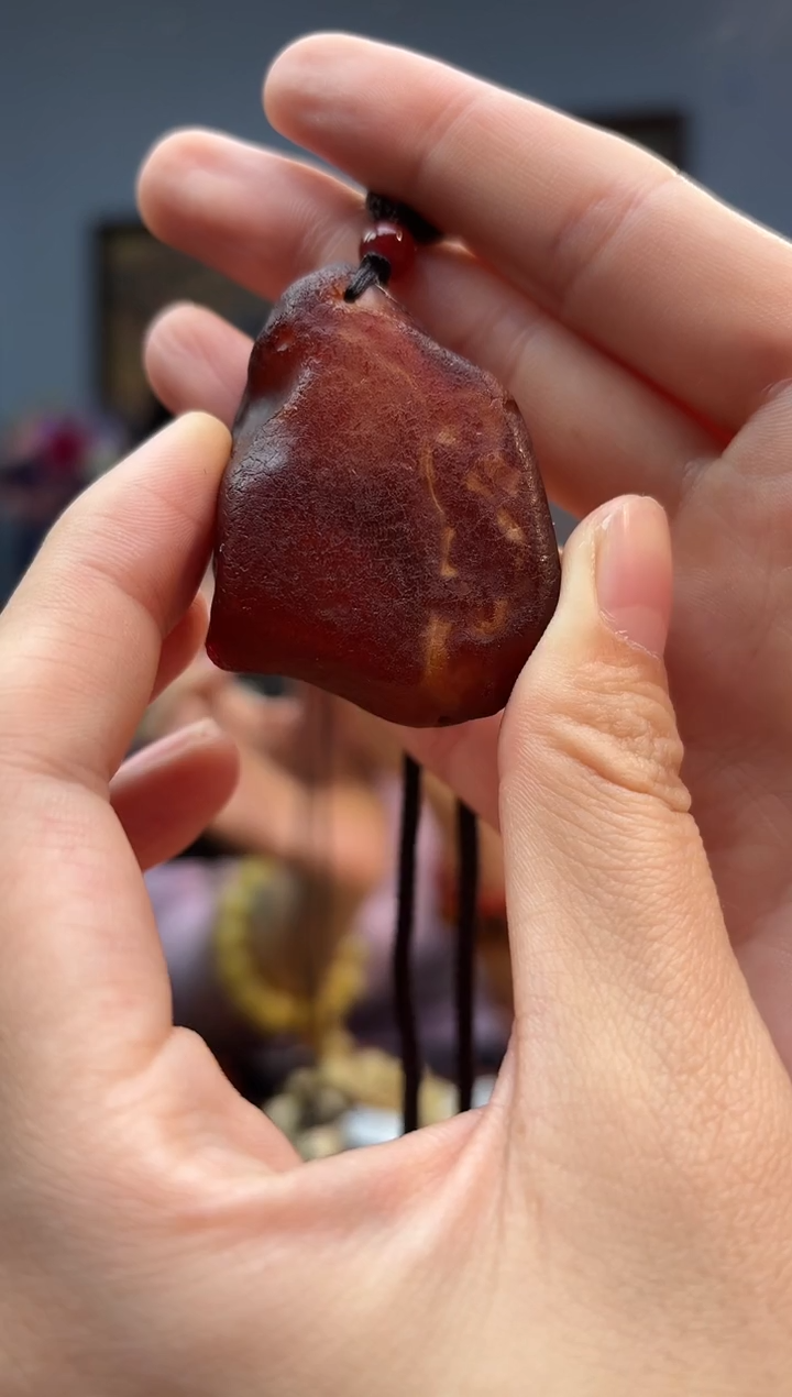 琥珀颈饰未镶嵌吊坠