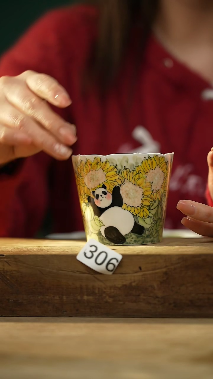 【闪购商品】瓷片设计师手作款 手绘咖啡杯 紫霞