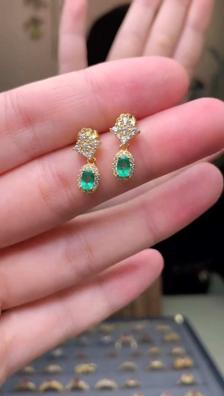 【闪购商品】祖母绿耳饰银S925镶嵌耳饰