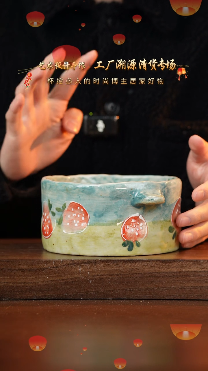 【闪购商品】杯手艺人手绘釉下彩异形器物