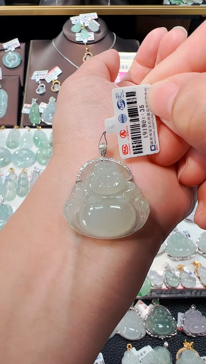 【闪购商品】翡翠吊坠(不含链)18K金镶嵌佛公吊坠135