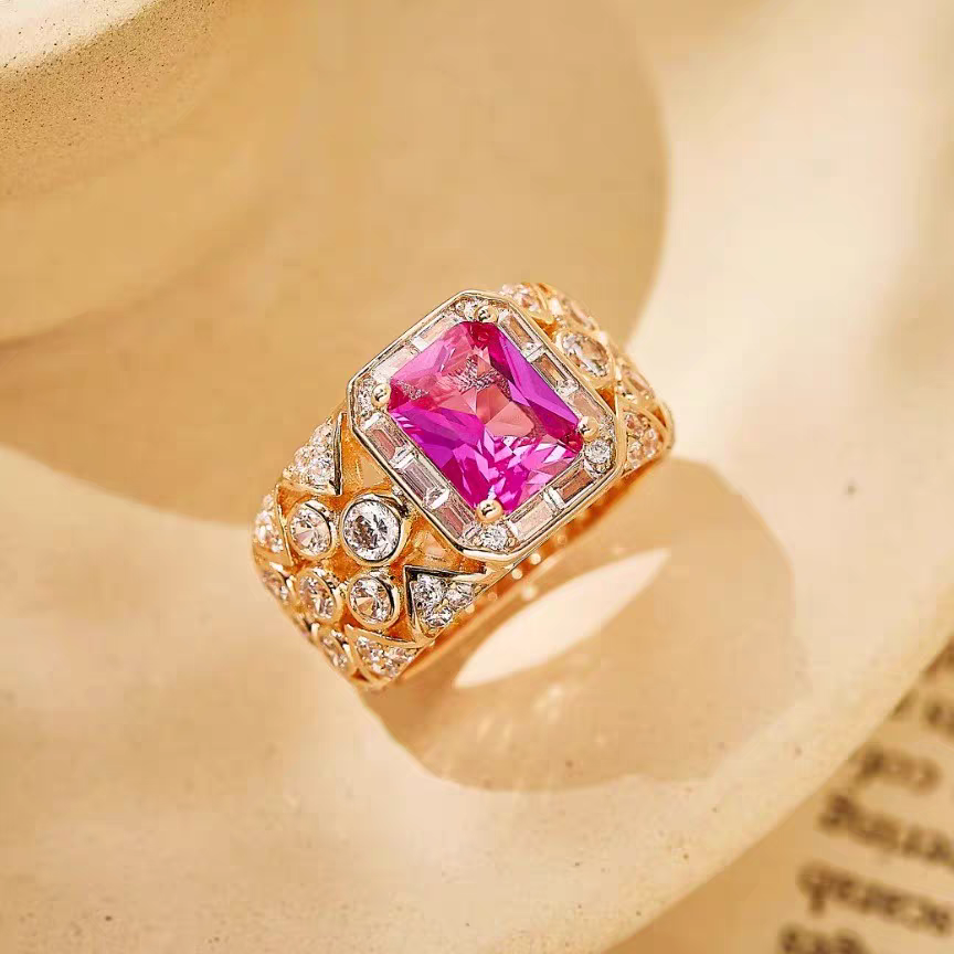 2949---18K金镶嵌红宝石百搭戒指