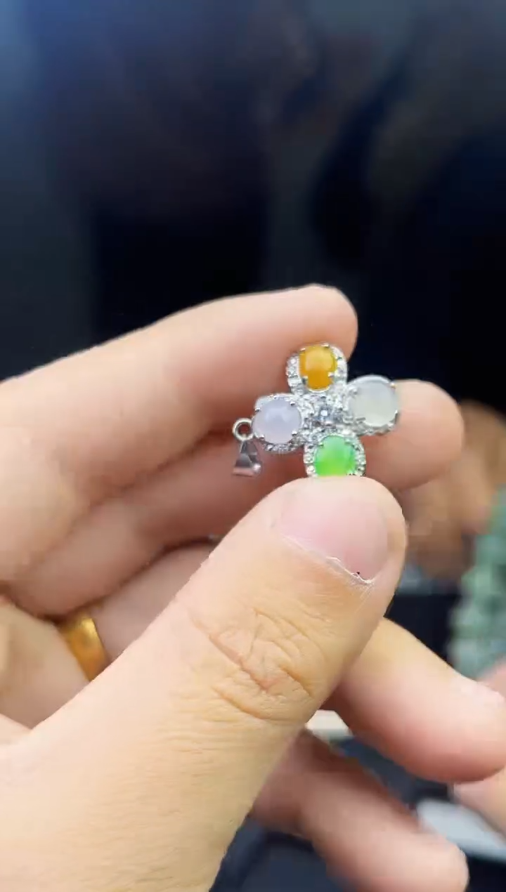 【闪购商品】定制翡翠未镶嵌毛货需精细抛光拍一发一