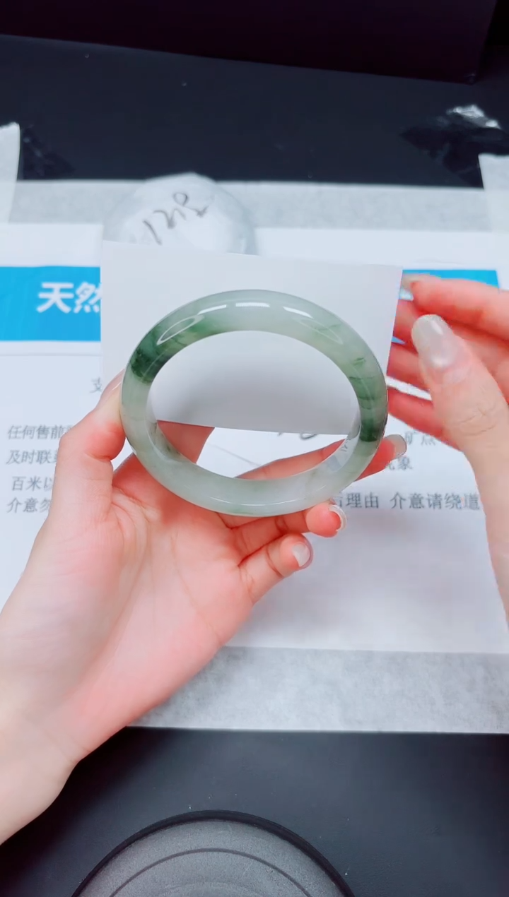 石英质玉手镯未镶嵌10-62