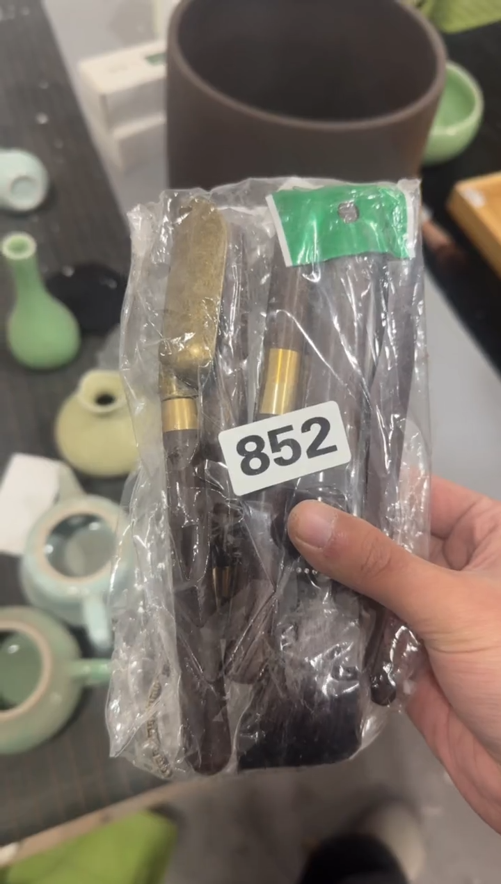 玄*゛【852 】 八哥专拍