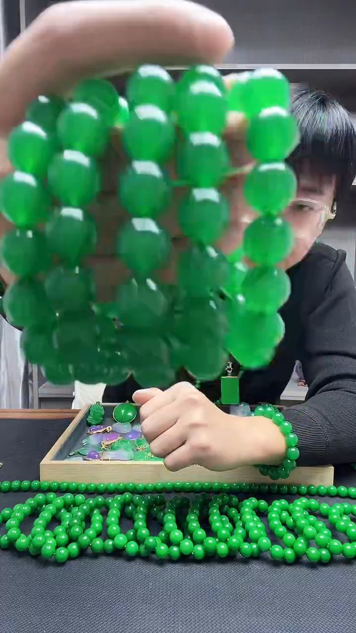 未镶嵌手链翡翠手链