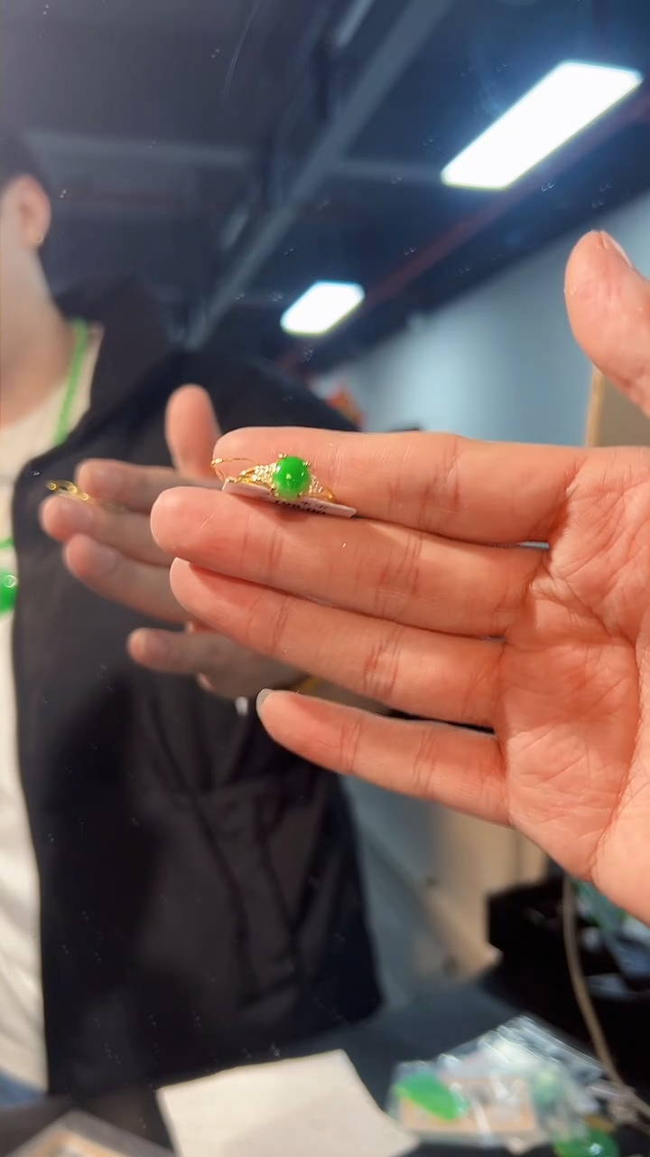 【闪购商品】翡翠戒指银S925镶嵌缅料A货/支持复检/一件