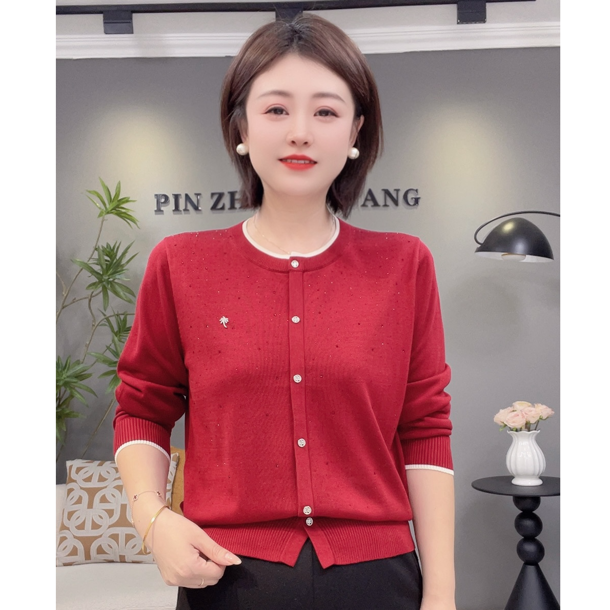 2025秋季新款圆领满天星烫钻高档天丝长袖小衫37682