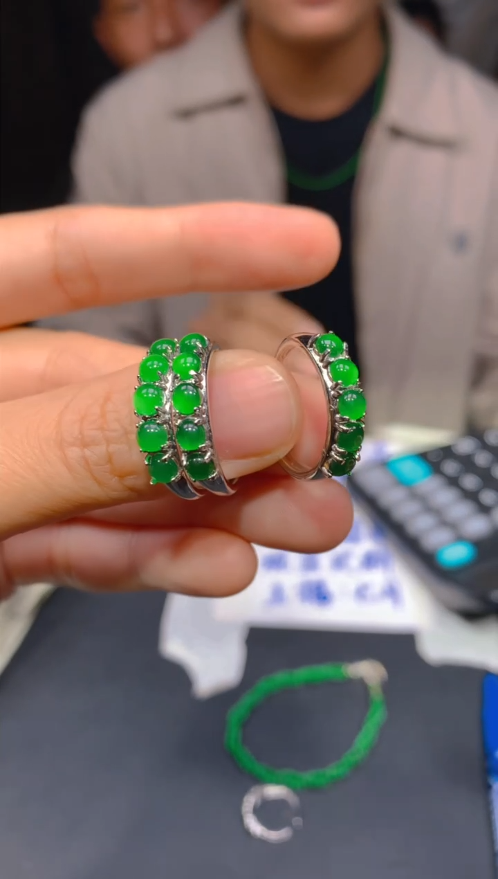 【闪购商品】定制翡翠未镶嵌44多样性发货（发其一）