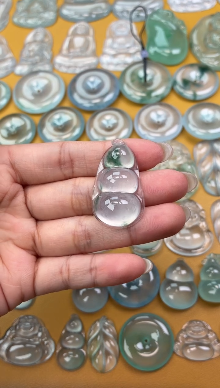 吊坠(不含链)未镶嵌翡翠20 豆子 37.2 21.6 9.6