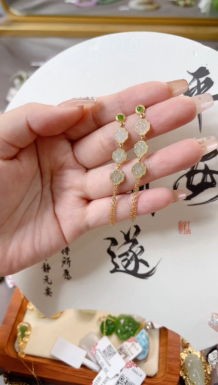 【闪购商品】和田玉耳饰银S925镶嵌cs