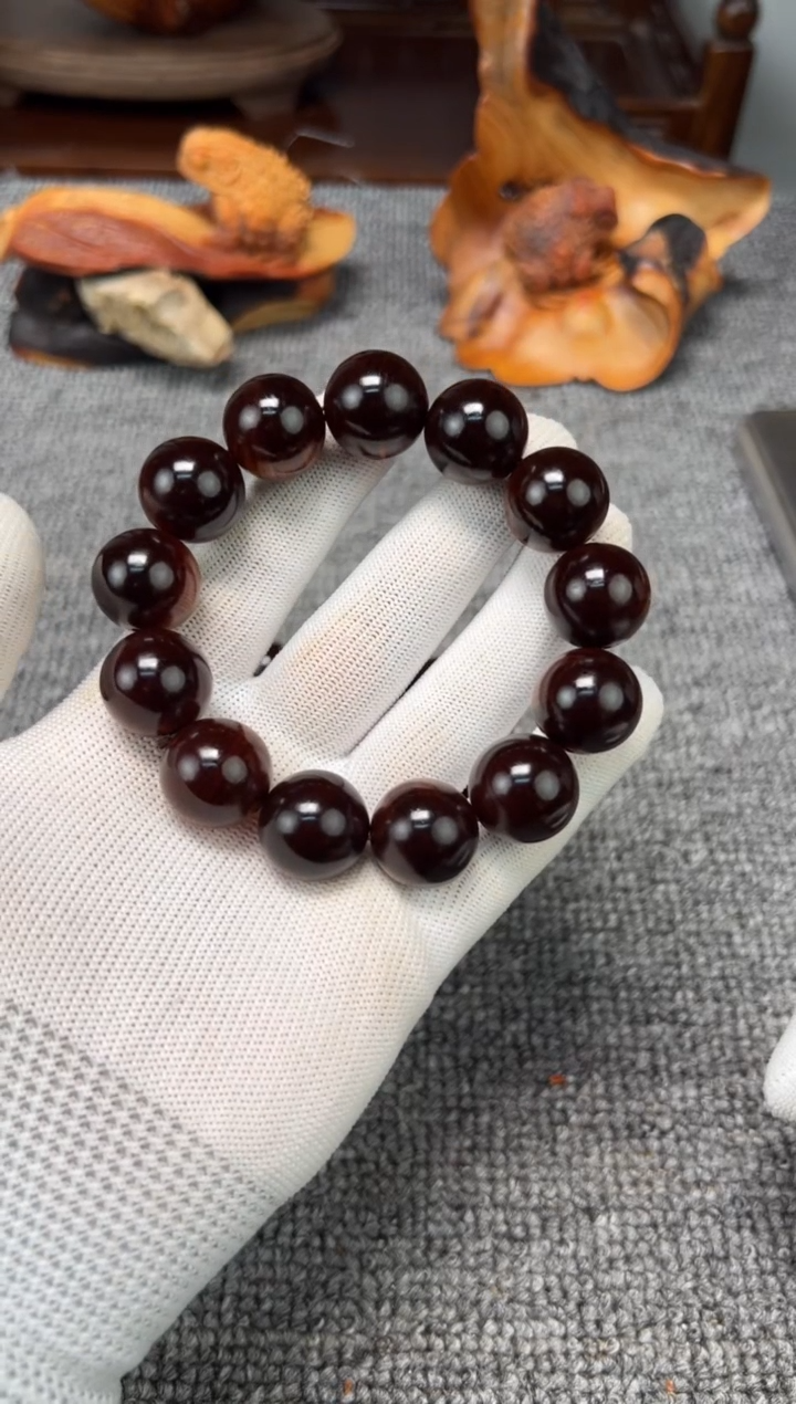 【闪购商品】柏木（崖柏）1.8圆珠凤血金