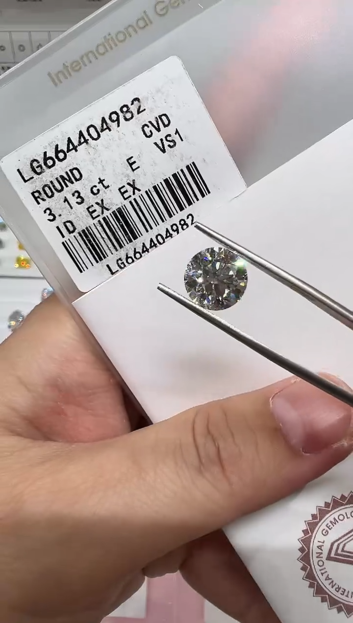 【闪购商品】实验室培育钻石裸石未镶嵌@ 3.13ct 先鉴赏，再定制！