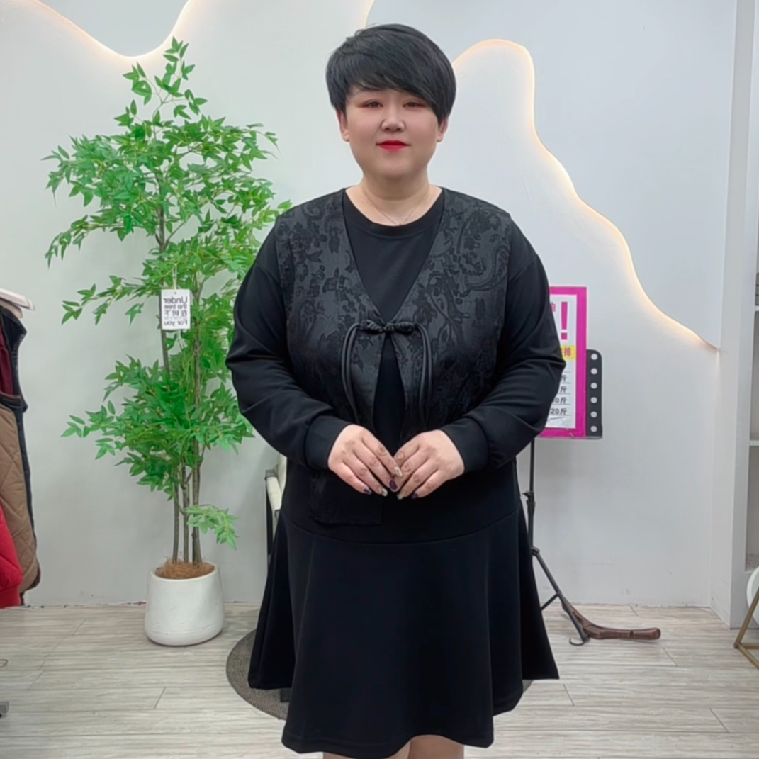 大码女装025春季新款显瘦新中式欧货假两件连衣裙提花拼接马甲