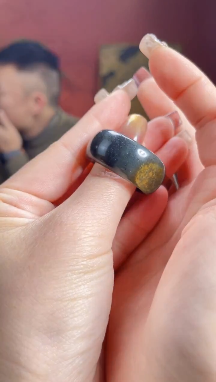 未镶嵌和田玉把件青花扳指