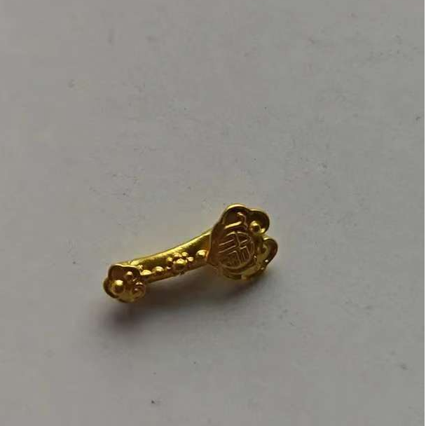 A(106）足金手持如意