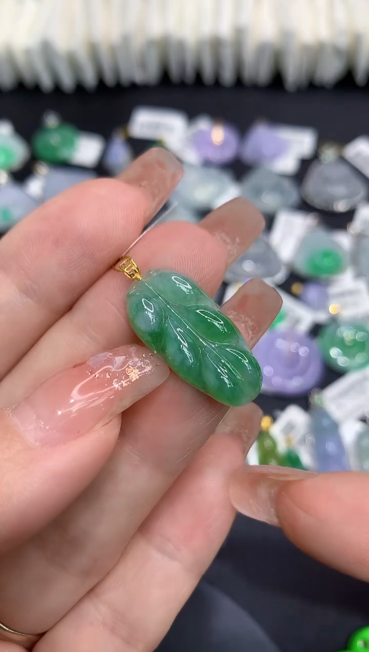 吊坠(不含链)18K金镶嵌翡翠11111111111111
