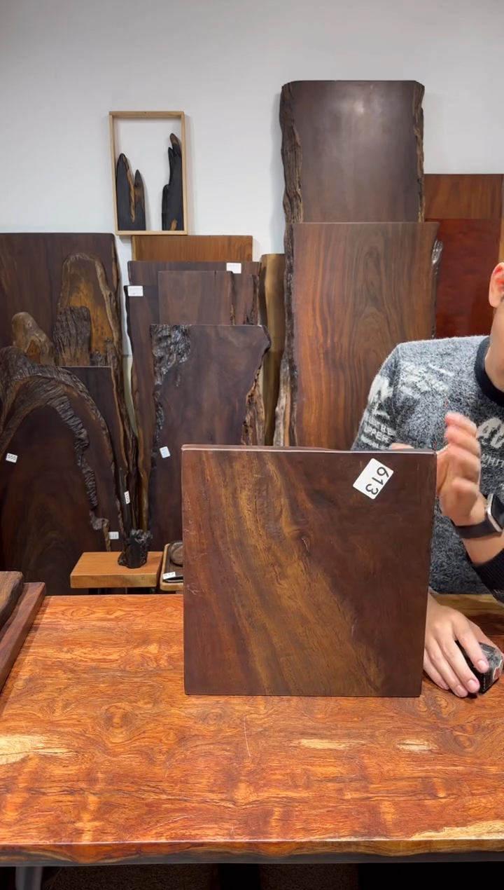 风车木（黑檀木）尺寸31*29*2.4编号613