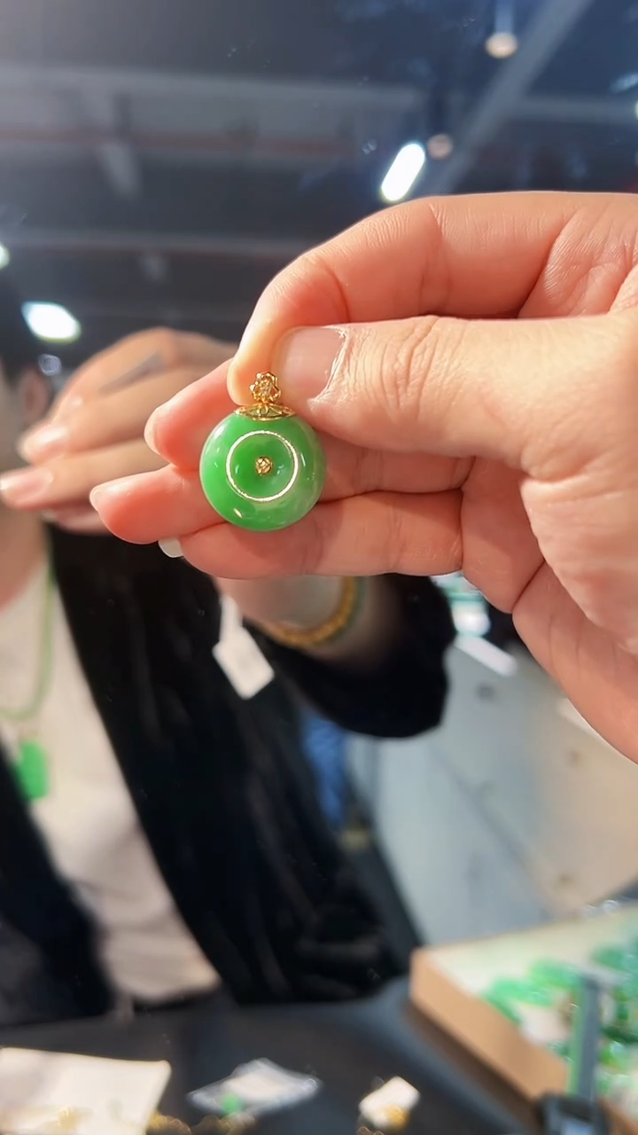 【闪购商品】翡翠颈饰18K金镶嵌缅料A货/支持复检/一件