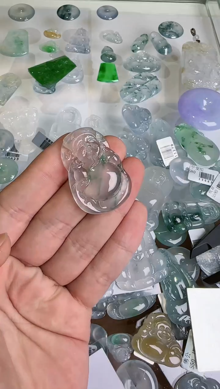 【闪购商品】翡翠吊坠(不含链)未镶嵌···