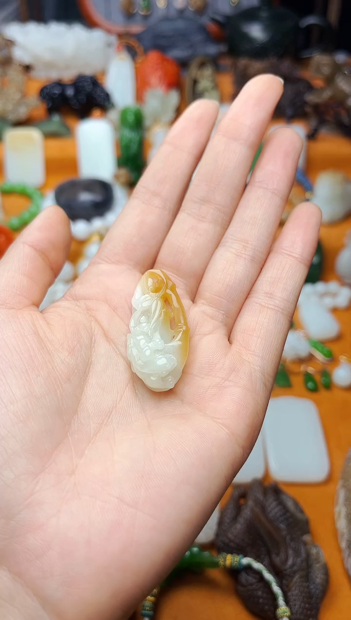 【闪购商品】和田玉颈饰未镶嵌竹节