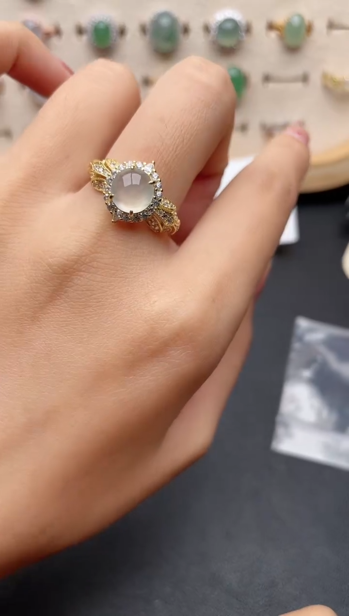 【闪购商品】翡翠戒指银S925镶嵌一物一证一礼盒