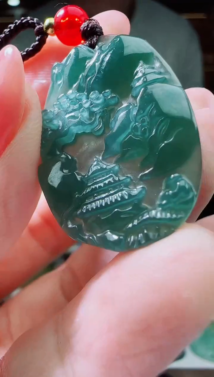 颈饰未镶嵌翡翠多样性发其一  山水