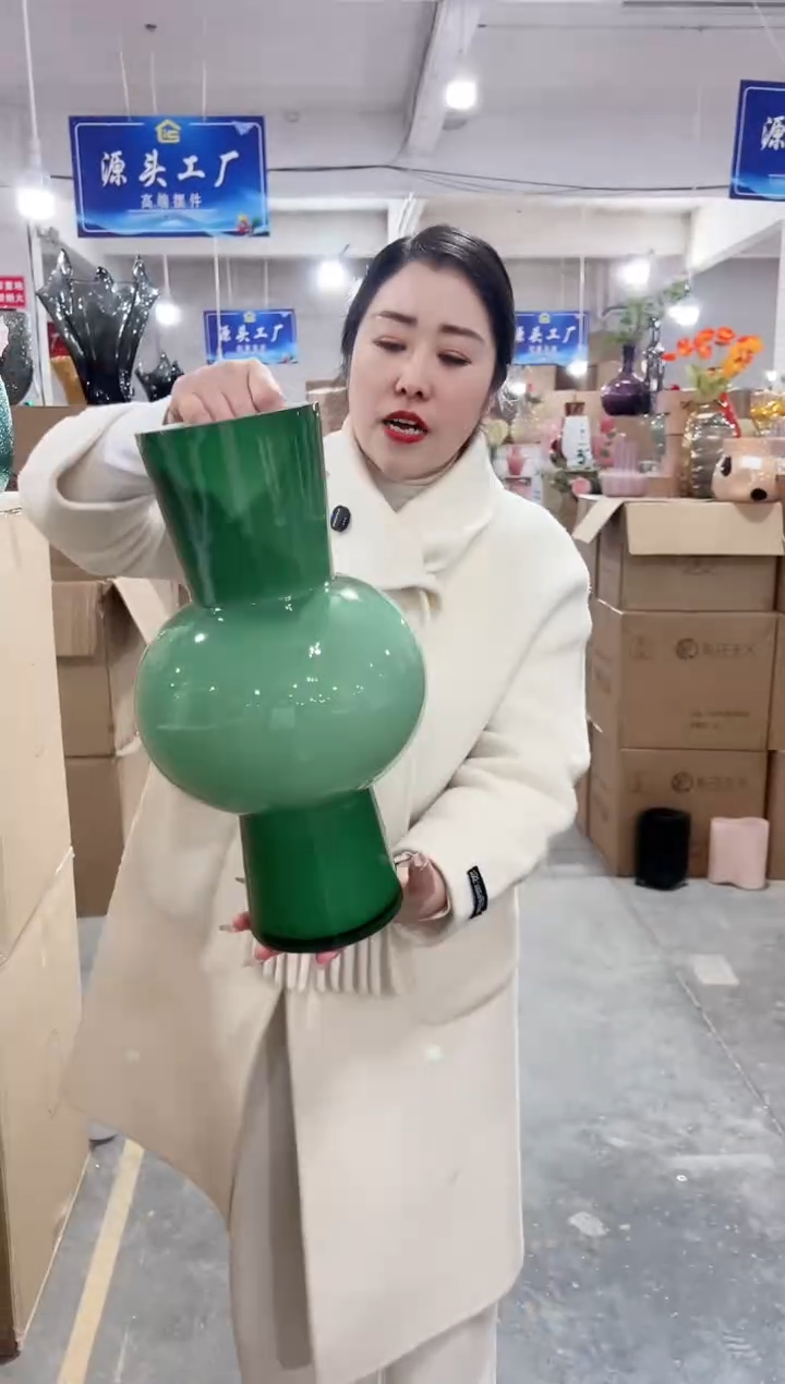 【闪购商品】玻璃XX-花伴你花瓶-NF6FI