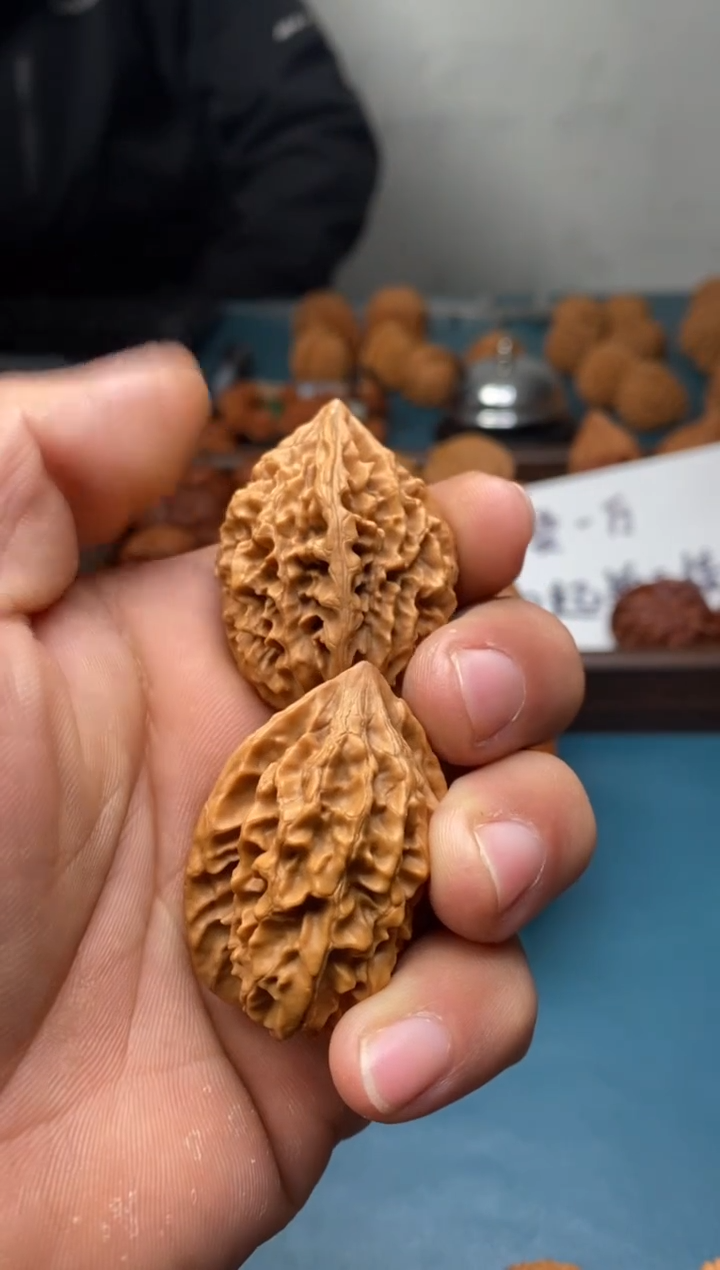 吊坠文玩核桃招财鼠610