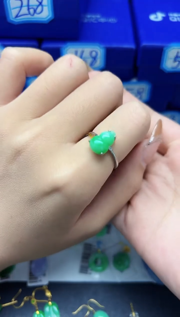 【闪购商品】翡翠戒指银S925镶嵌Y缅料A货/支持复检/一件