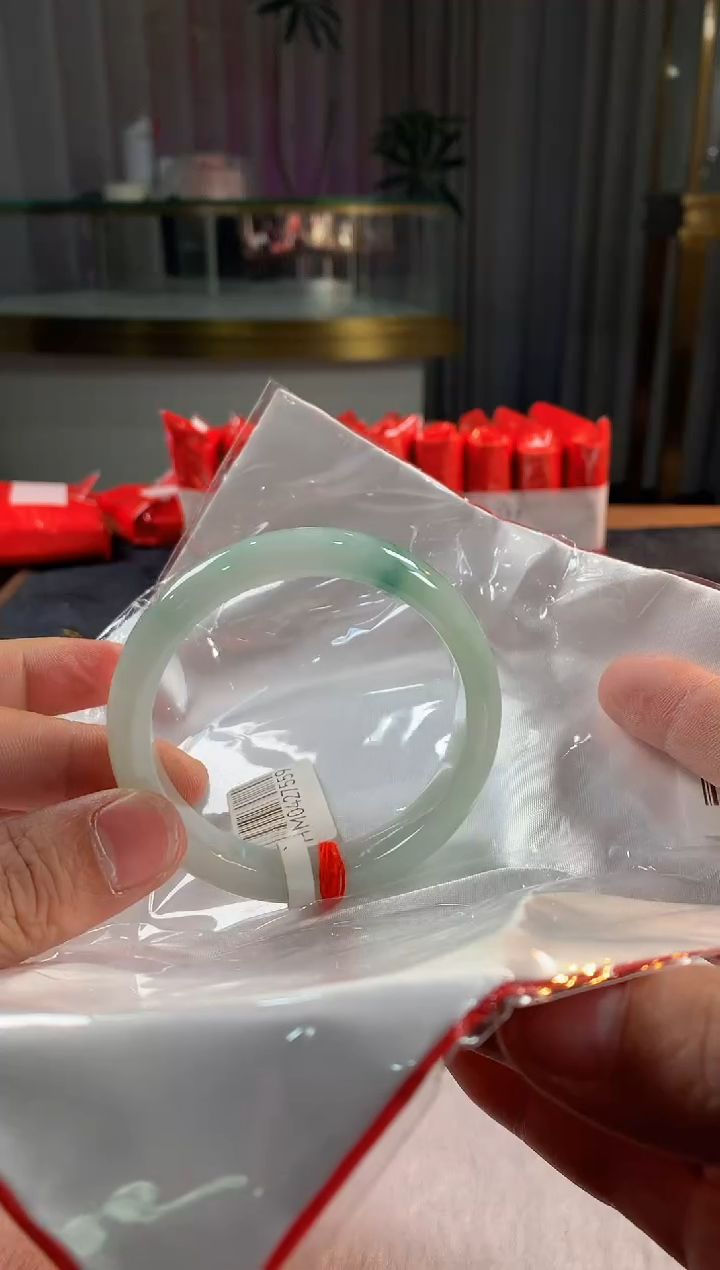 未镶嵌定制翡翠5073毛货不退不换 55-56圈