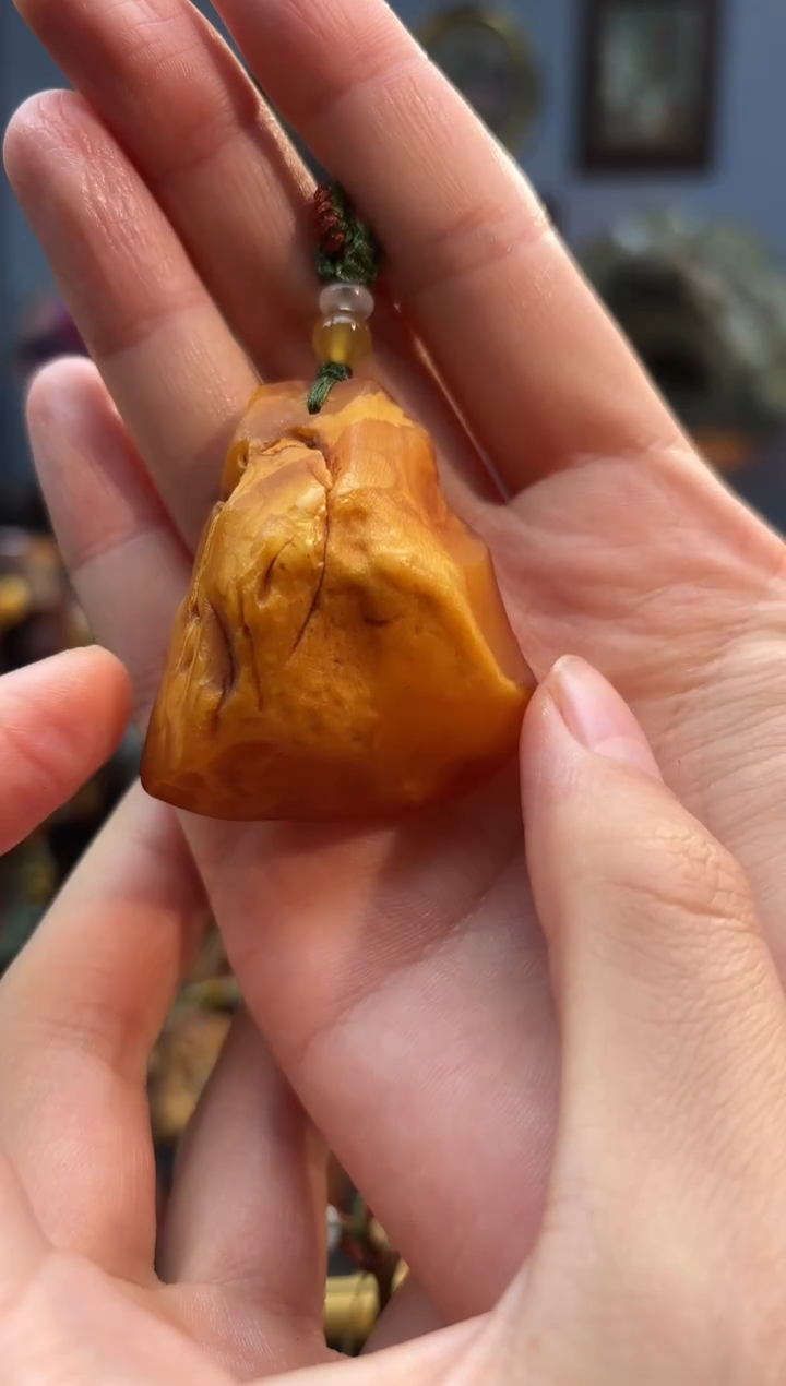 琥珀颈饰未镶嵌吊坠