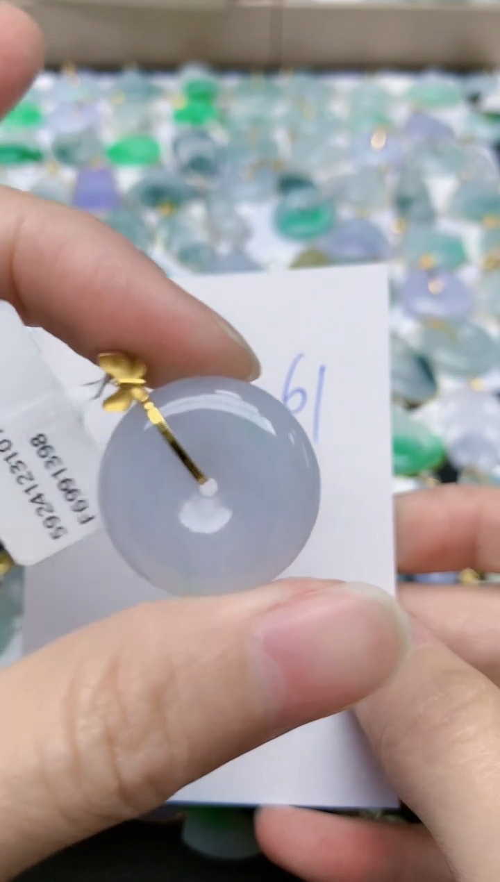 【闪购商品】翡翠颈饰18K金镶嵌天然缅甸A货翡翠