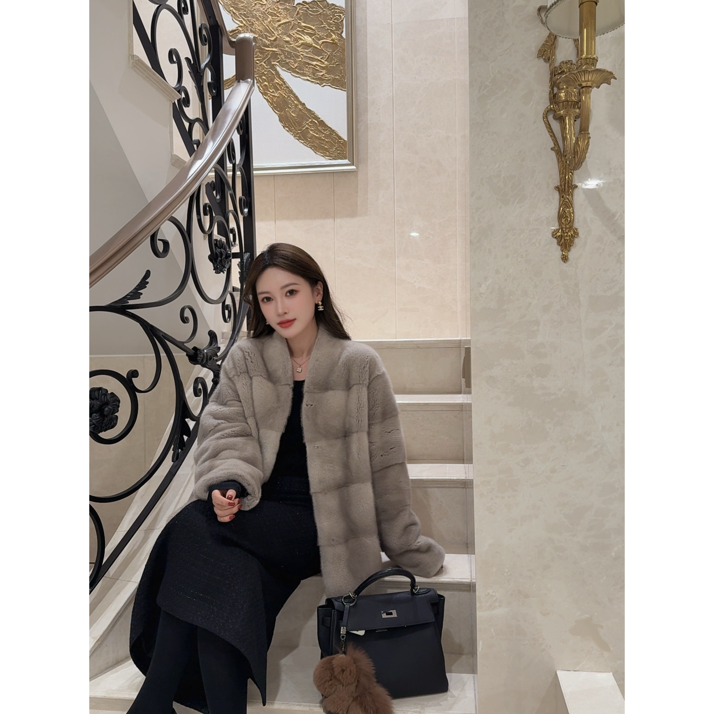 【曼文kiki】柏林之光皇冠天鹅绒短二重工横排银蓝水貂外套 25Q1327