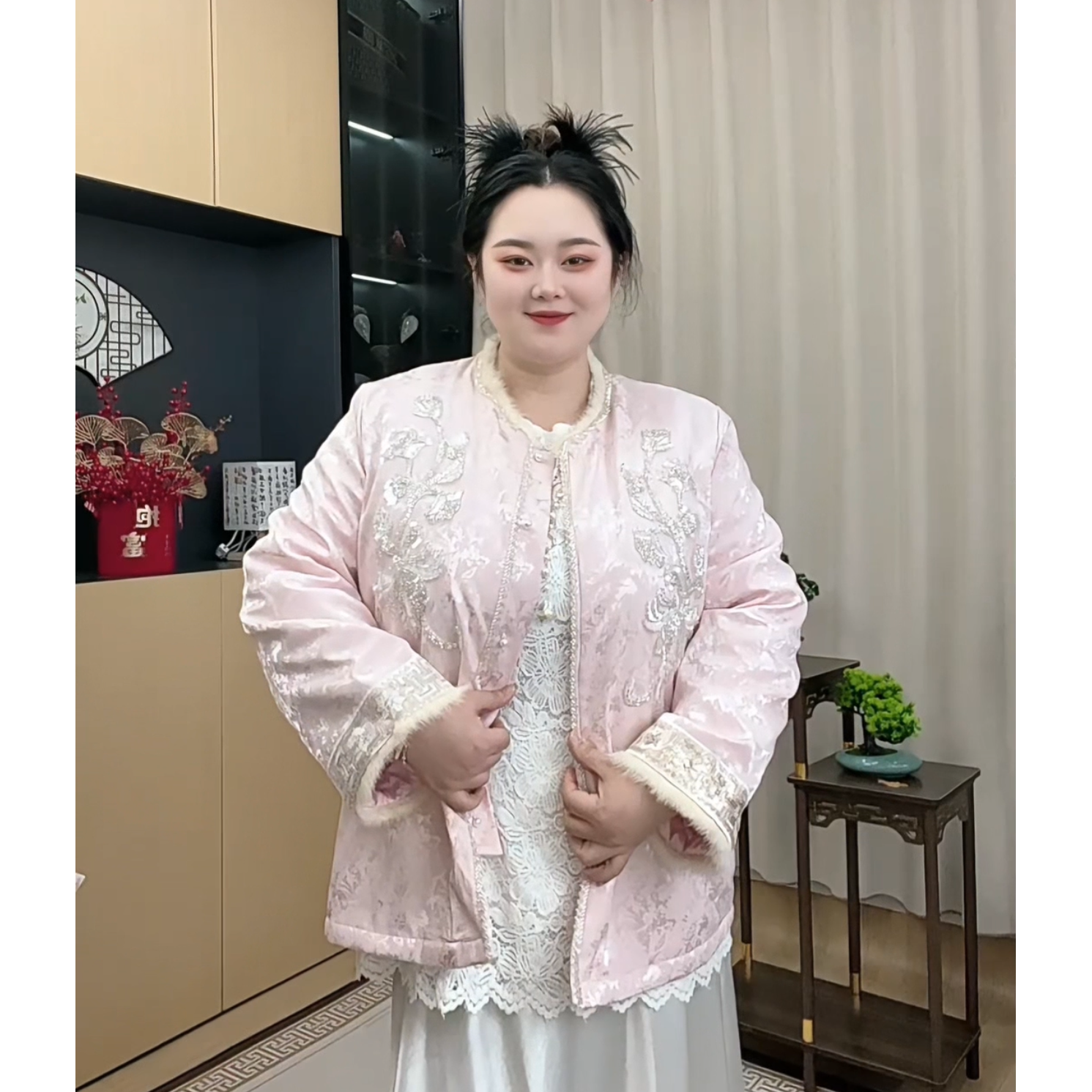 胖小旭【气质兰心】 重工钉珠女2025冬季立领提花棉服外套