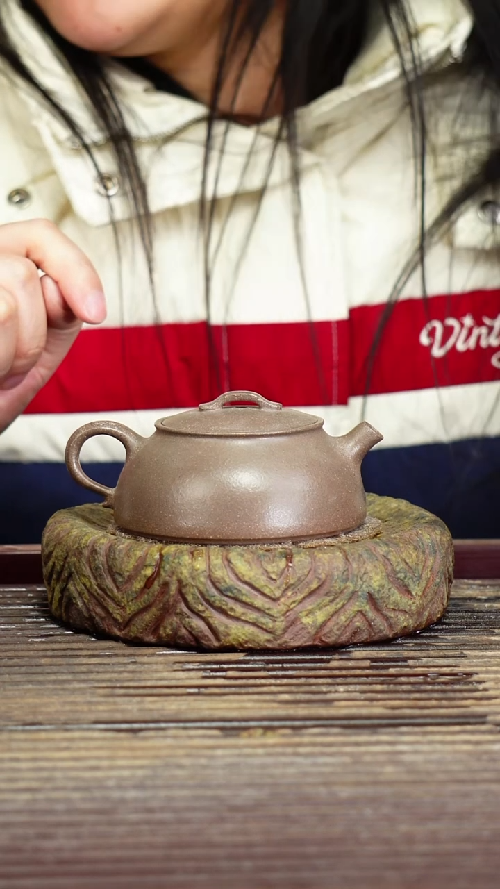宜兴原矿紫砂壶茶壶140C