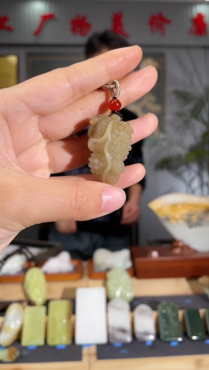 【闪购商品】和田玉颈饰未镶嵌拍一发一 多样性发货