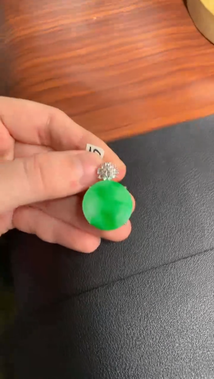 【闪购商品】翡翠颈饰银S925镶嵌翡翠