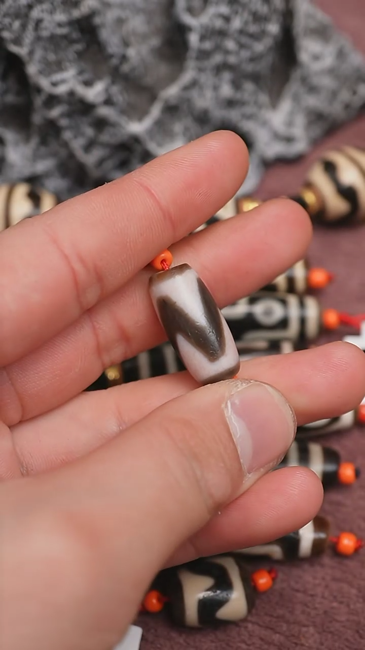 【闪购商品】玛瑙/玉髓颈饰未镶嵌小卢