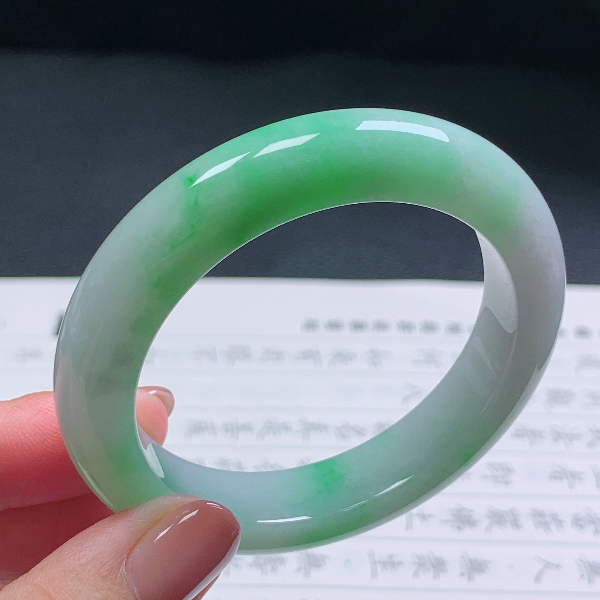 52圈天然翡翠A货老坑冰糯种飘阳绿正圈手镯111女款绿色翡翠色飘绿