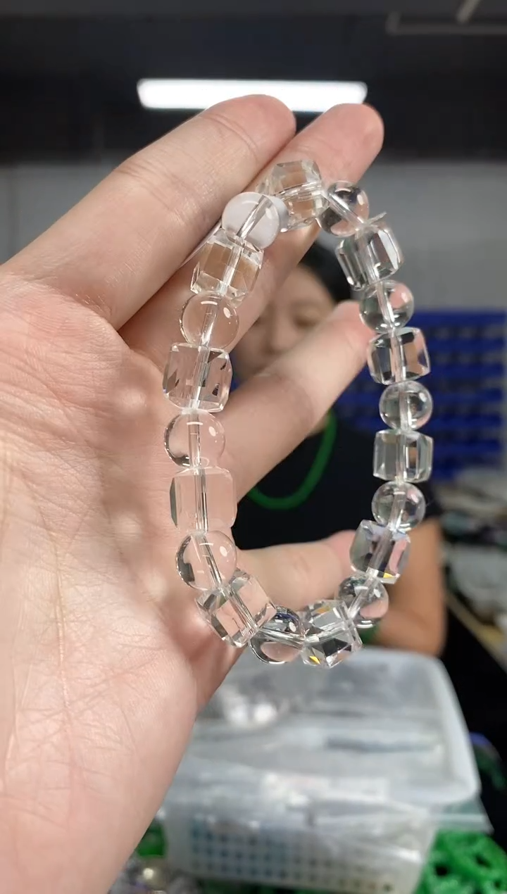 未镶嵌手链水晶闪购链接  多样性发其一颜色微差