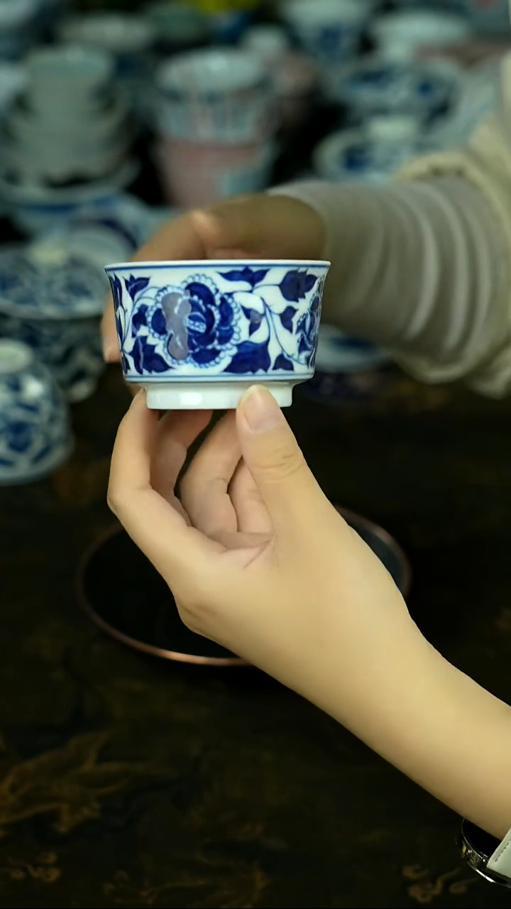 茶具还挺美，蹲下看看！