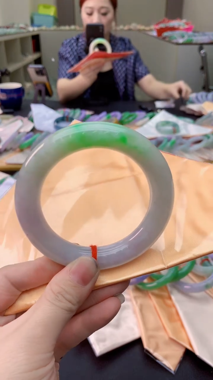 翡翠手镯未镶嵌0130417349