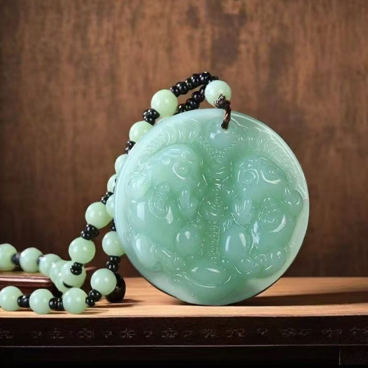 hh时尚饰品浅绿色单面双貔貅