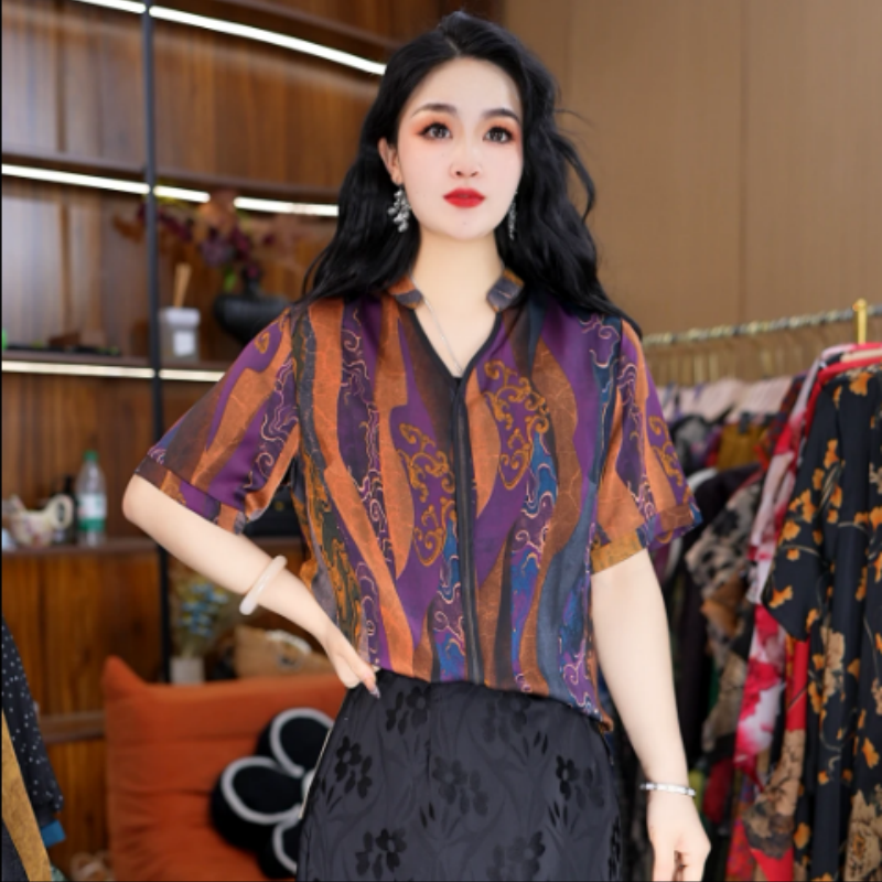 2-835-33新款时尚休闲小衫