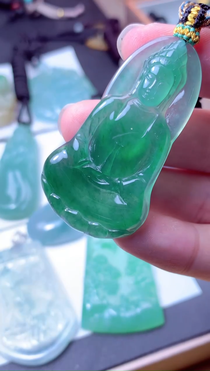 颈饰未镶嵌翡翠天然A货翡翠