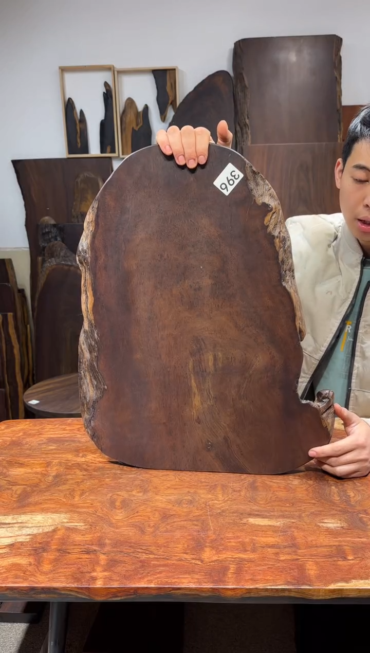 风车木（黑檀木）尺寸57*40*2.5编号396